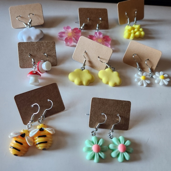 Earrings Bundle - Picture 3 of 4